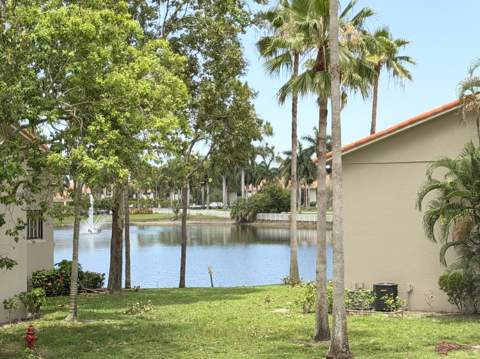1541 Windorah Way #E, West Palm Beach FL - photo 20 of 35