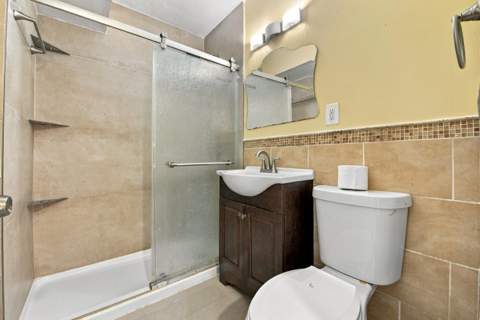 6824 SW 5th Street, Pembroke Pines FL - photo 19 of 35