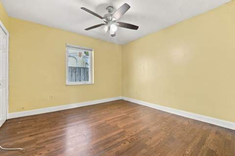 6824 SW 5th Street, Pembroke Pines FL - photo 18 of 35