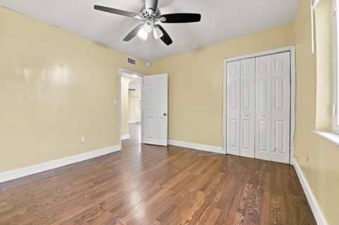 6824 SW 5th Street, Pembroke Pines FL - photo 22 of 35