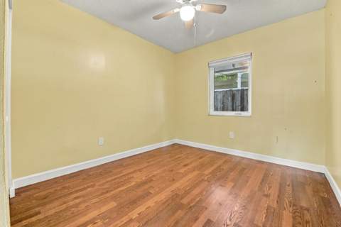 6824 SW 5th Street, Pembroke Pines FL - photo 23 of 35