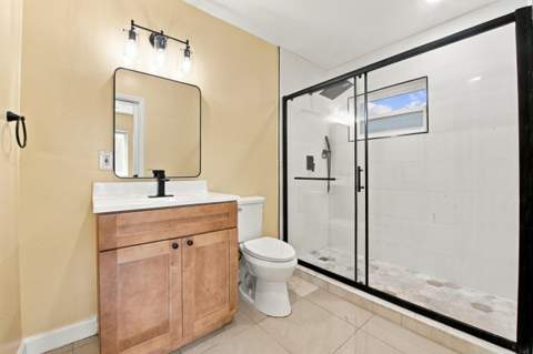 6824 SW 5th Street, Pembroke Pines FL - photo 12 of 35