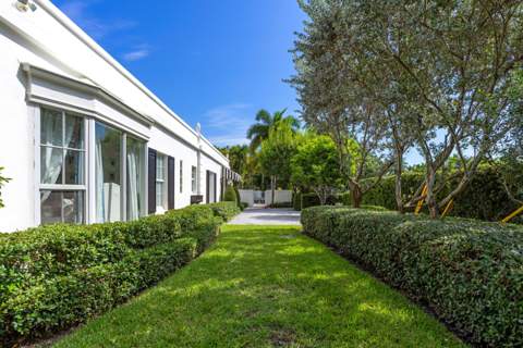 105 NW 7th Street, Delray Beach FL - photo 9 of 61