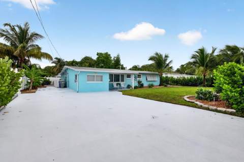 1131 NE 3rd Street, Pompano Beach FL - photo 9 of 63