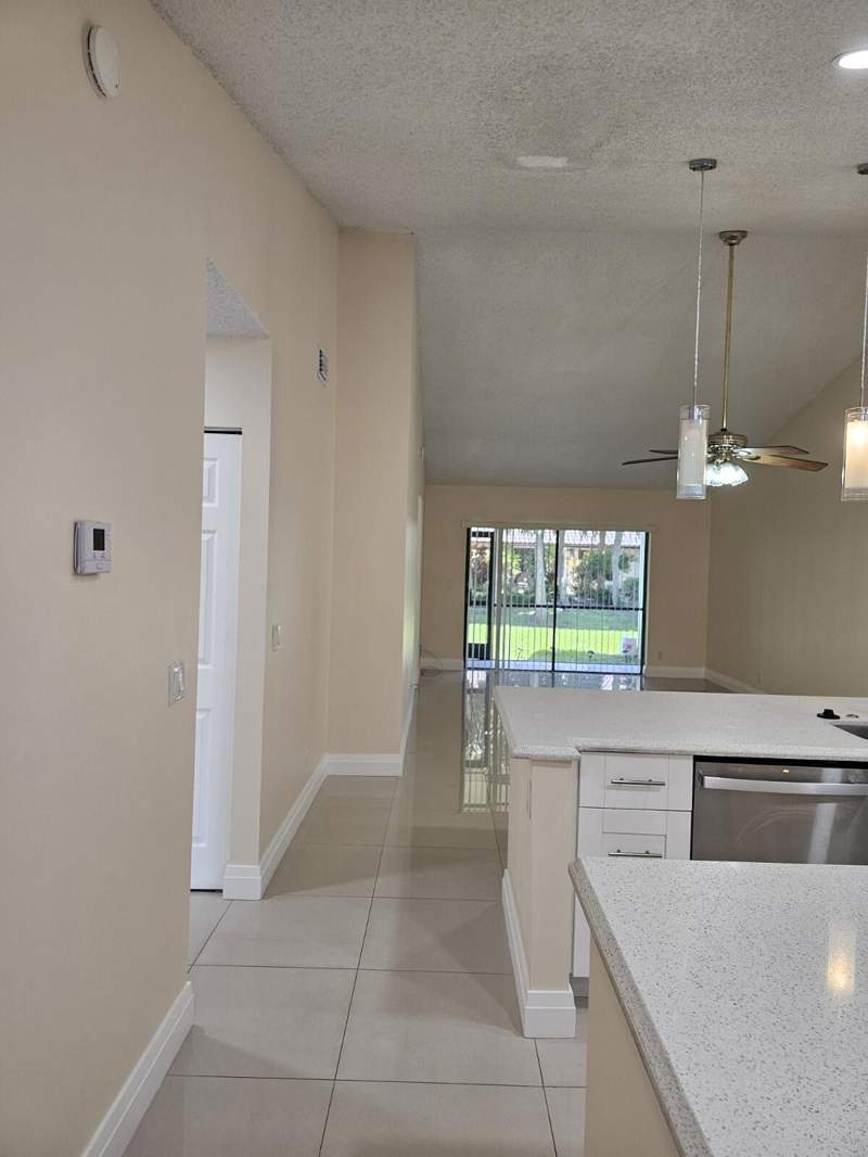 3 bedroom Townhouse at 480 Hardwood Place, Windwood Unit I, Boca Raton — photo 4
