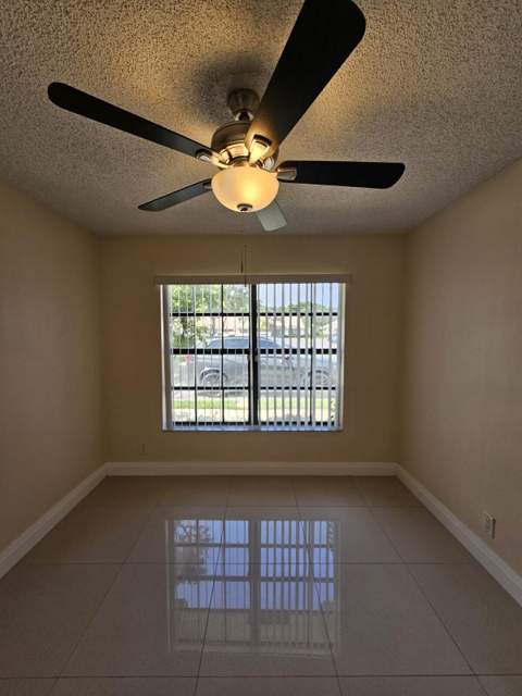 480 Hardwood Place, Boca Raton FL - photo 10 of 36