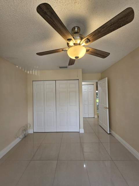 480 Hardwood Place, Boca Raton FL - photo 11 of 36