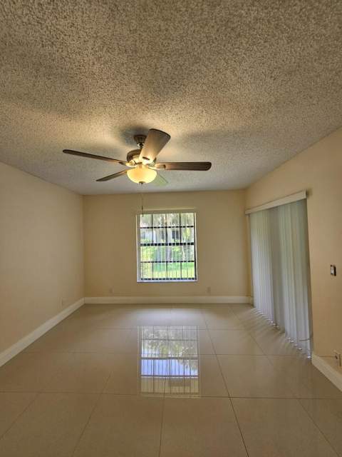 480 Hardwood Place, Boca Raton FL - photo 12 of 36