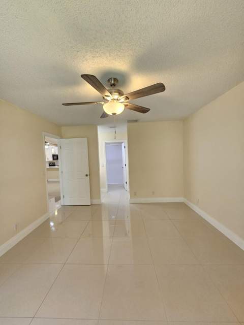 480 Hardwood Place, Boca Raton FL - photo 13 of 36