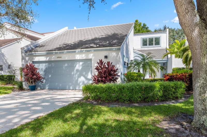2 bedroom Single Family Residence at 17014 Traverse Circle, Greens Cay Of Jonathans Landing, Jupiter — photo 3
