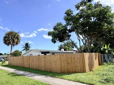 2551 NW 98th Avenue, Sunrise FL - photo 6 of 23