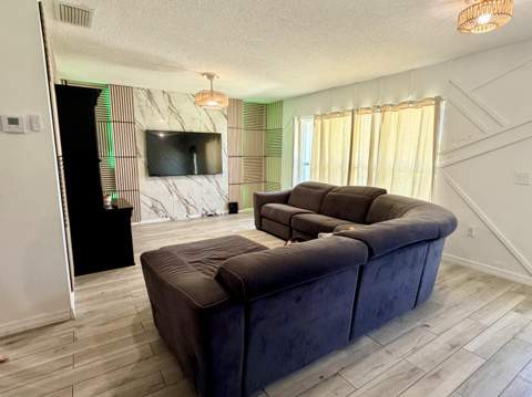 2551 NW 98th Avenue, Sunrise FL - photo 21 of 23