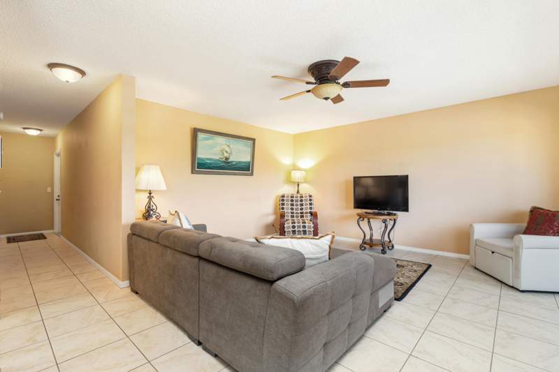 1 bedroom Condominium at 203 Suffolk #E, Suffolk At Century Village Condo, Boca Raton — photo 4