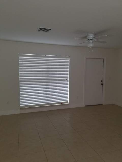5171 Eadie Place, West Palm Beach FL - photo 6 of 17