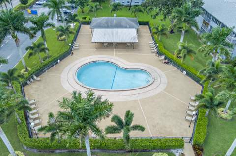 203 Suffolk #E, Boca Raton FL - photo 20 of 25