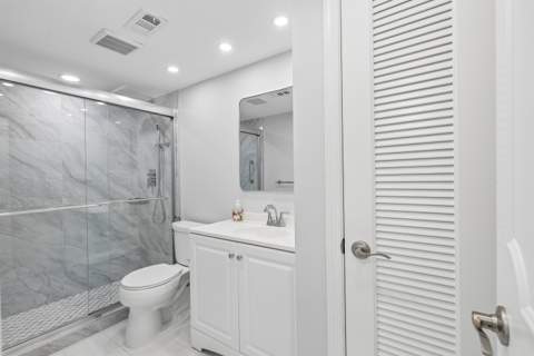 711 N Birch Road #204, Fort Lauderdale FL - photo 18 of 34