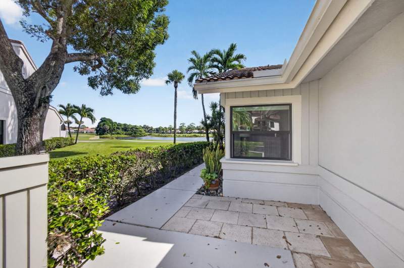 2 bedroom Villa at 543 Prestwick Circle, Prestwick Chase, Palm Beach Gardens — photo 4