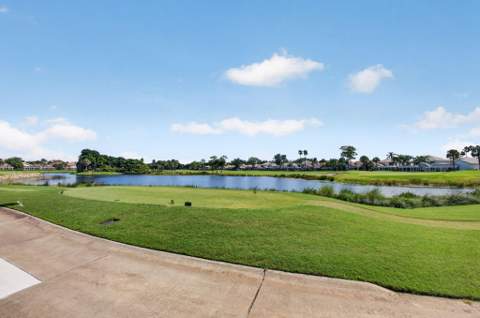 543 Prestwick Circle, Palm Beach Gardens FL - photo 11 of 42