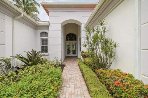 705 Cote Azur Drive, Palm Beach Gardens FL - photo 6 of 44