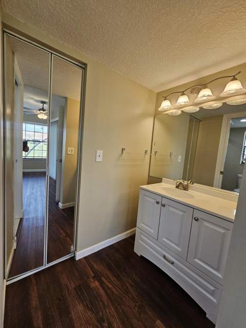 2600 Greenwood Terrace, Boca Raton FL - photo 12 of 22