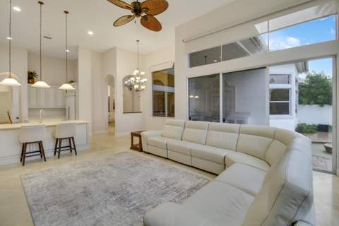 705 Cote Azur Drive, Palm Beach Gardens FL - photo 17 of 44