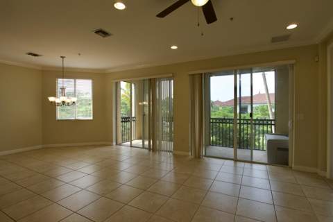 3055 NW 126th Avenue #321, Sunrise FL - photo 8 of 33