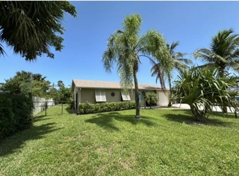 3 bedroom Single Family Residence at 19043 SE Fearnley Drive, Tropic Vista, Tequesta — photo 2