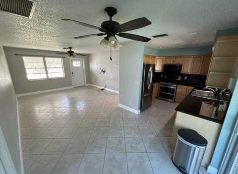 19043 SE Fearnley Drive, Tequesta FL - photo 8 of 12