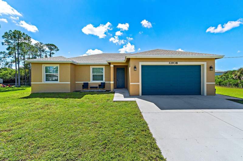 3 bedroom Single Family Residence at 12938 69th Street, The Acreage, Loxahatchee — photo 3