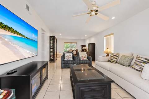 9838 Robins Nest Road, Boca Raton FL - photo 8 of 41