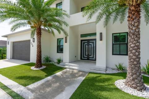 298 SW Statler Avenue, Port St. Lucie FL - photo 6 of 74