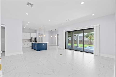 298 SW Statler Avenue, Port St. Lucie FL - photo 12 of 74