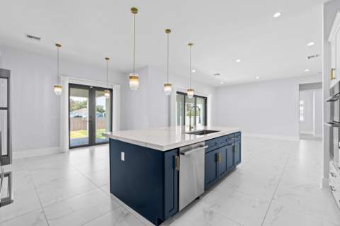298 SW Statler Avenue, Port St. Lucie FL - photo 14 of 74