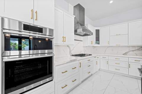 298 SW Statler Avenue, Port St. Lucie FL - photo 16 of 74