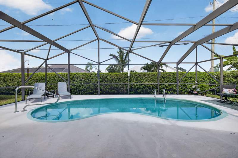3 bedroom Single Family Residence at 609 SE Barr Street, Port St Lucie Section 39, Port St. Lucie — photo 4