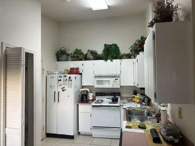 3 bedroom Single Family Residence at 5121 Arbor Glen Circle, Arbor Glen 1, Greenacres — photo 4