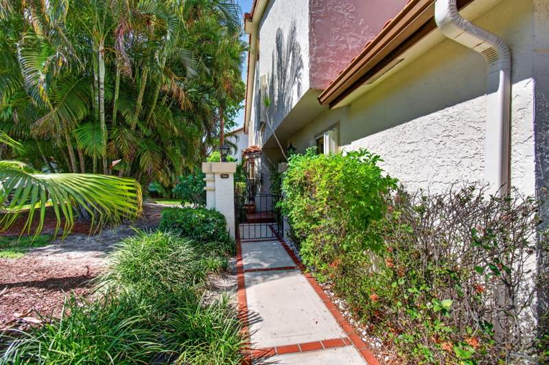 3 bedroom Townhouse at 7865 La Mirada Drive, La Mirada At Boca Pointe, Boca Raton — photo 3