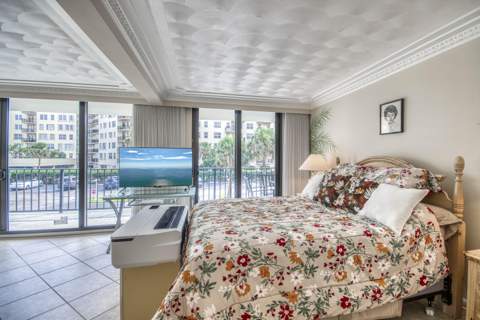 3460 S Ocean Boulevard #114, Palm Beach FL - photo 11 of 35