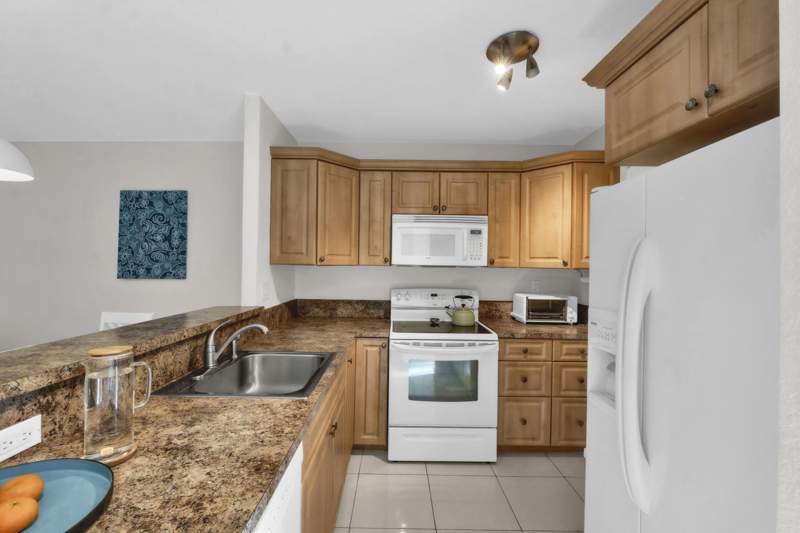 2 bedroom Condominium at 5141 W Oakland Park Boulevard #311, Melaleuca Gardens Condo, Lauderdale Lakes — photo 5