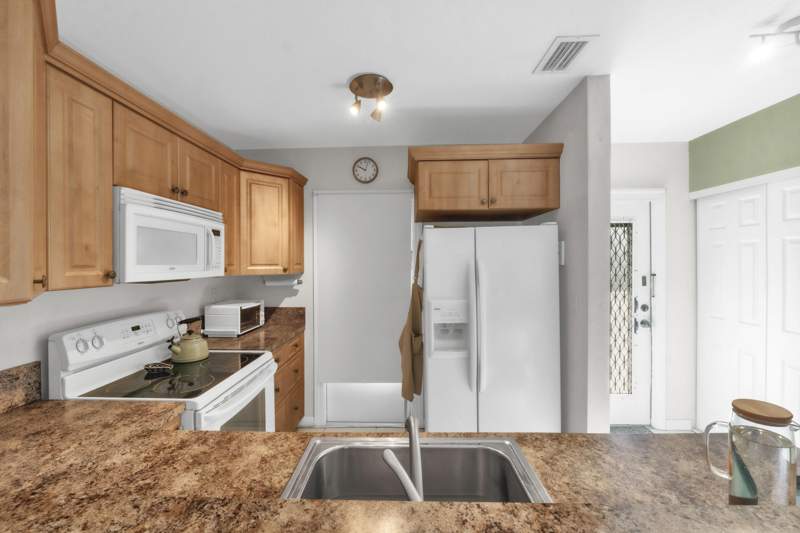 2 bedroom Condominium at 5141 W Oakland Park Boulevard #311, Melaleuca Gardens Condo, Lauderdale Lakes — photo 4