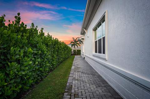 12471 Nautilus Circle, Palm Beach Gardens FL - photo 23 of 30