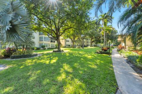 5141 W Oakland Park Boulevard #311, Lauderdale Lakes FL - photo 23 of 35
