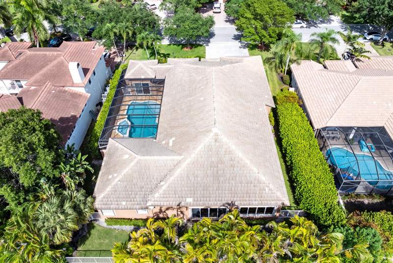 5 bedroom Single Family Residence at 6152 NW 121st Avenue, Heron Bay Two, Coral Springs — photo 3