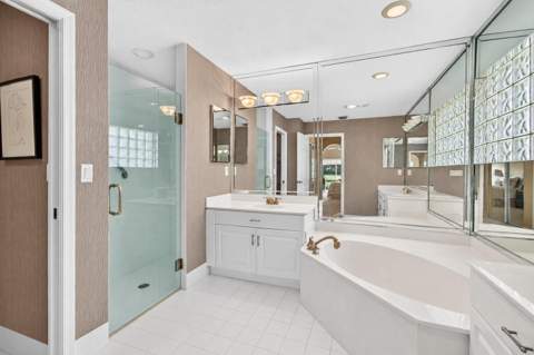 6549 Sun River Road, Boynton Beach FL - photo 13 of 36