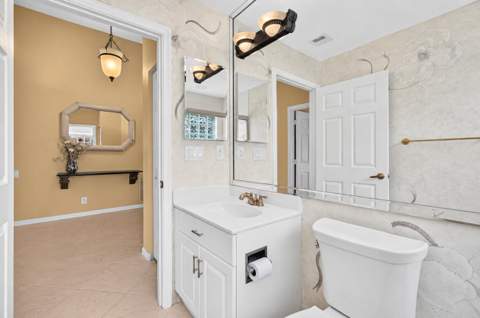 6549 Sun River Road, Boynton Beach FL - photo 18 of 36
