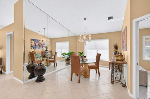 6549 Sun River Road, Boynton Beach FL - photo 9 of 36