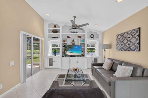 6549 Sun River Road, Boynton Beach FL - photo 8 of 36