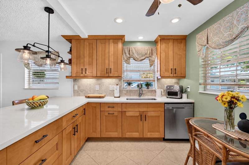 2 bedroom Villa at 842 Meadowlark Lane, Country Manors, Delray Beach — photo 3
