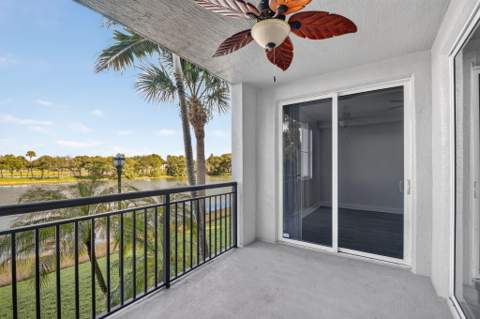 1660 Renaissance Commons Boulevard #2208, Boynton Beach FL - photo 16 of 68