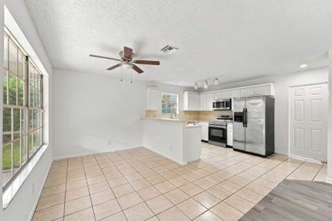 1015 Lake Breeze Drive, Wellington FL - photo 19 of 57